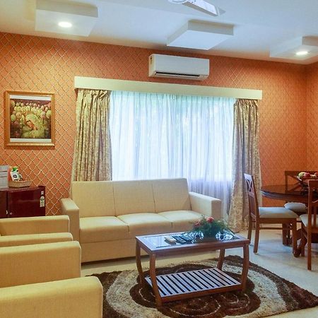ולורה Hotel Royal Grande מראה חיצוני תמונה