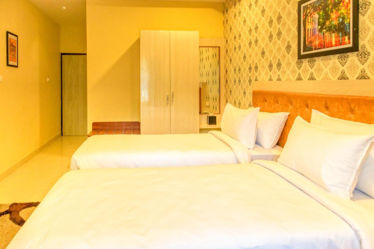 ולורה Hotel Royal Grande מראה חיצוני תמונה