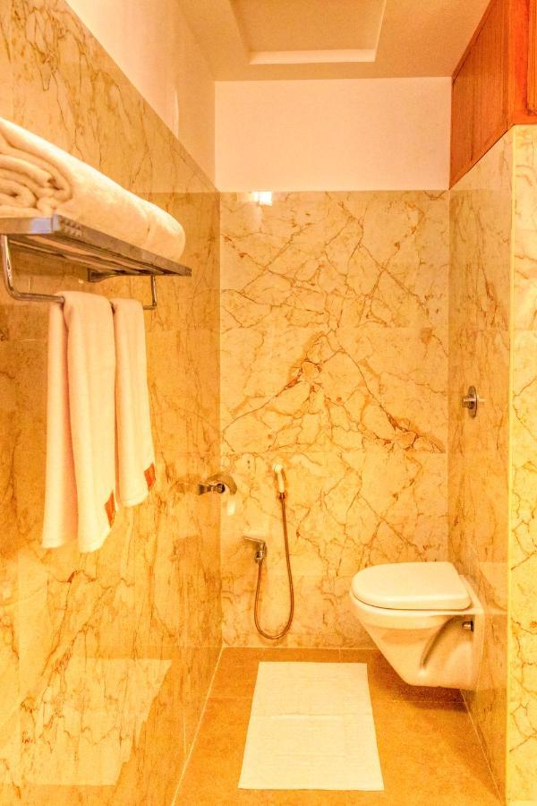 ולורה Hotel Royal Grande מראה חיצוני תמונה