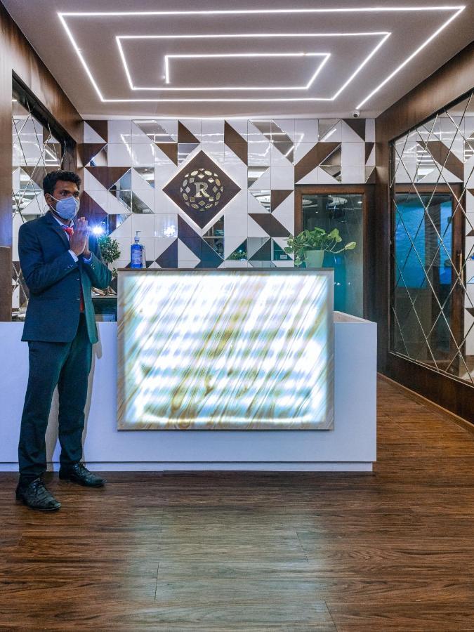 ולורה Hotel Royal Grande מראה חיצוני תמונה