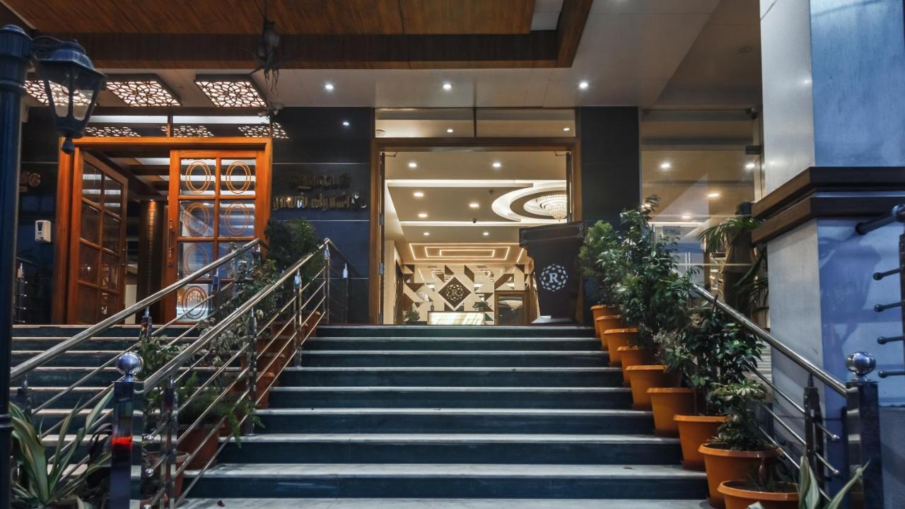 ולורה Hotel Royal Grande מראה חיצוני תמונה