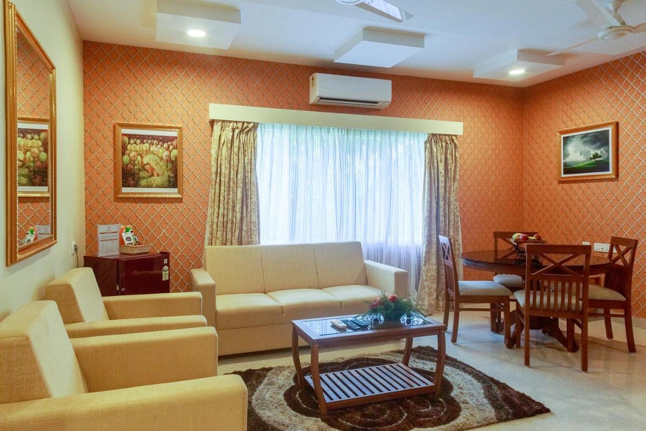 ולורה Hotel Royal Grande מראה חיצוני תמונה
